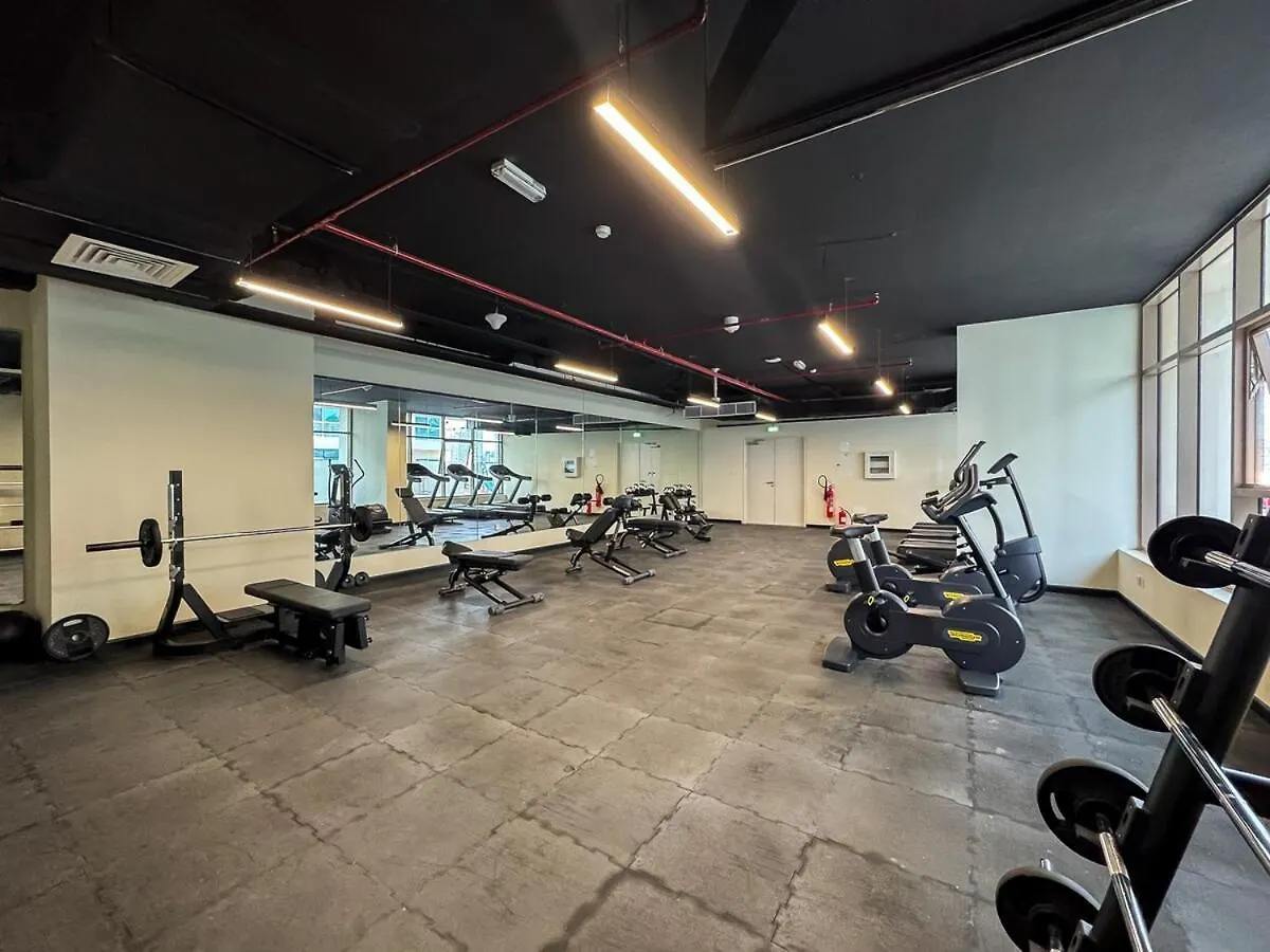 Modern 2Br With Private Terrace, Pool And Gym Access Apartment Dubai United Arab Emirates