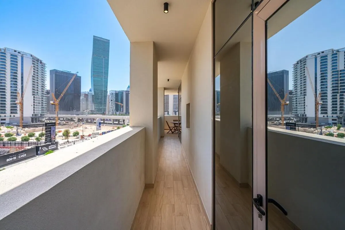 Modern 2Br With Private Terrace, Pool And Gym Access Apartment Dubai