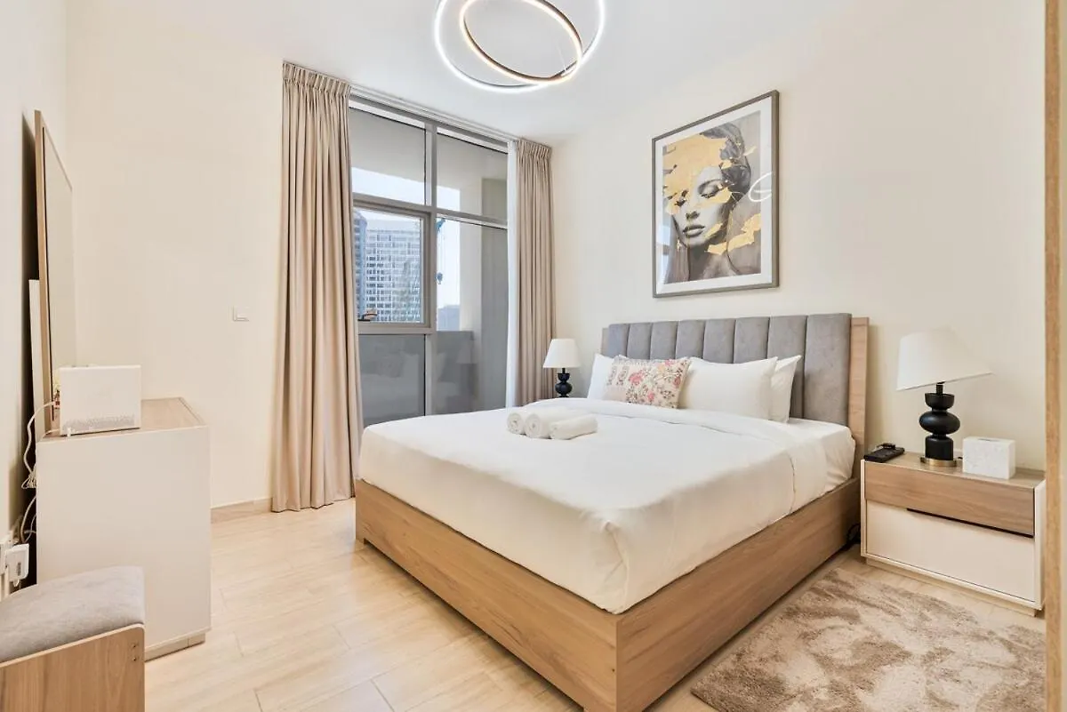 Modern 2Br With Private Terrace, Pool And Gym Access Apartment Dubai